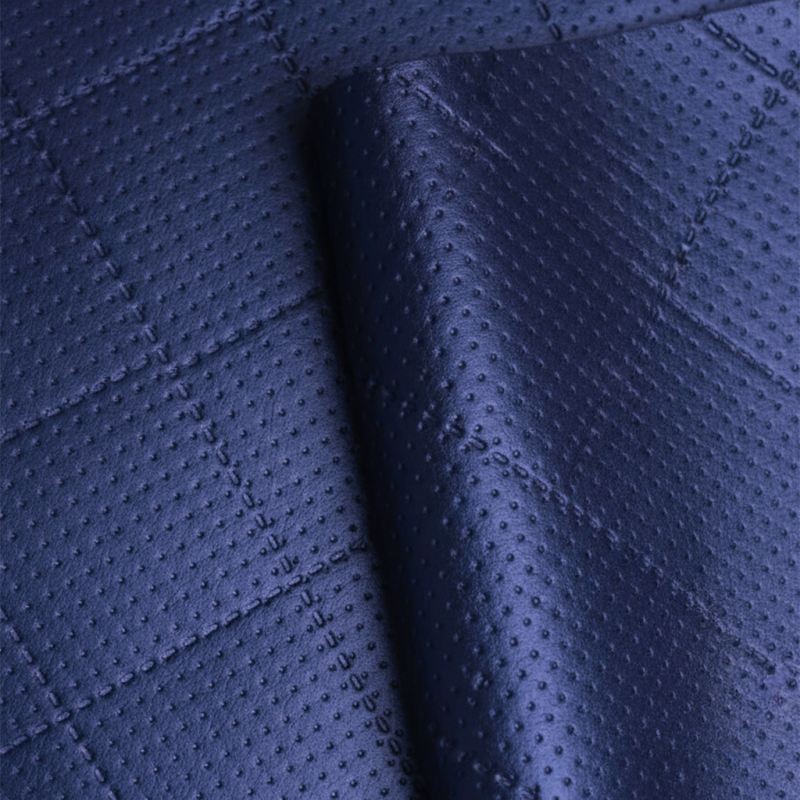 Ekoskóra METALIC BLUE pikowana w romby 5x5 cm